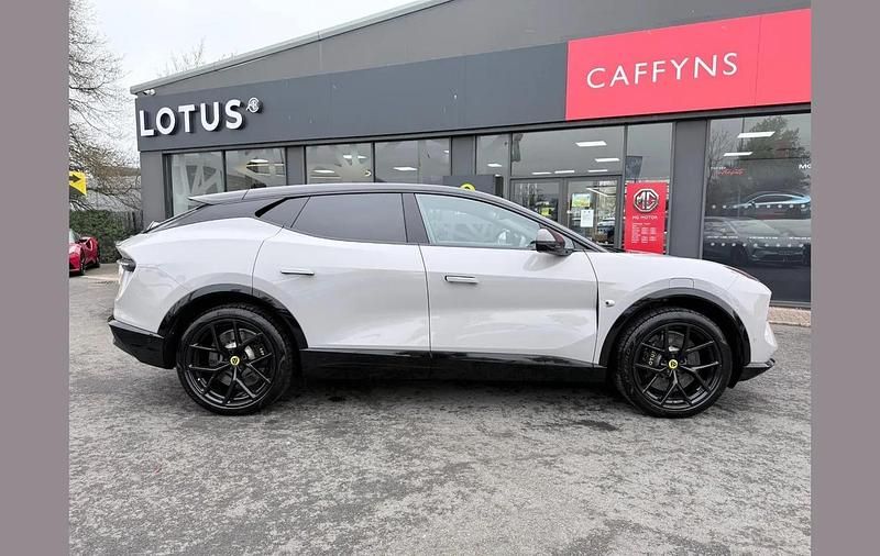 Used Lotus Eletre 675 kW (918 HP) 2024 Grey SUV