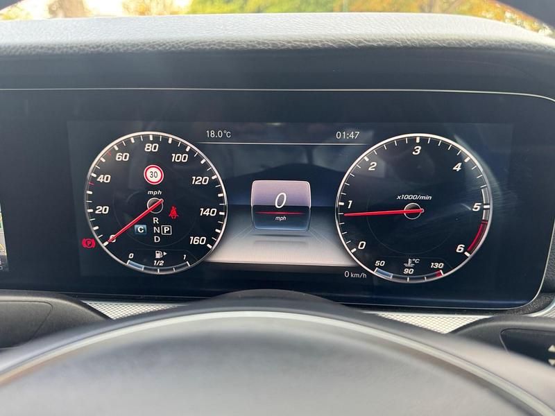 Begagnad Mercedes E220 SE 2016 Grå Sedan