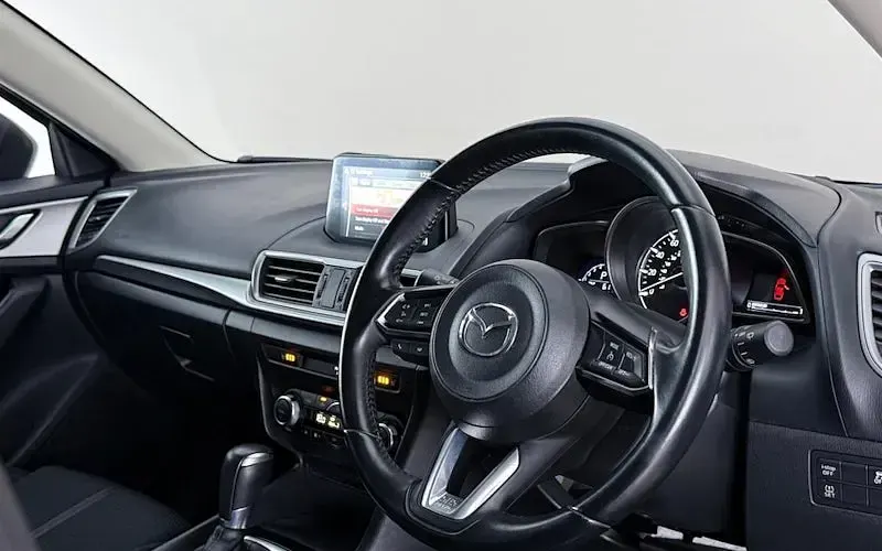 Used Mazda 3 120 HP (88 kW) 2018 Grey Hatchback