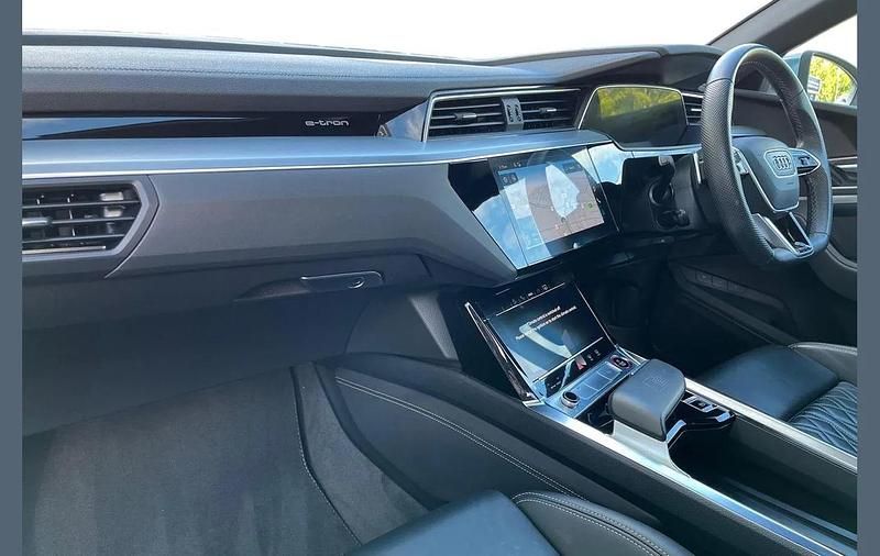 Used Audi e-tron Sportback Advanced 369 kW (503 HP) 2021 Grey SUV