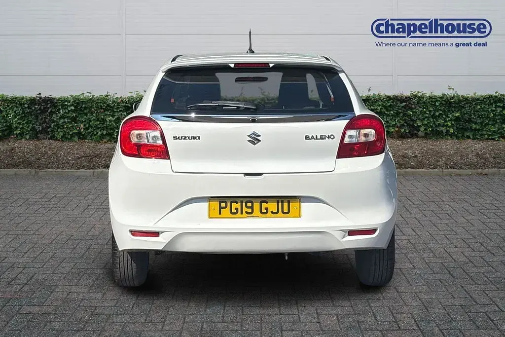 Used Suzuki Baleno SZ3 90 HP (66 kW) 2019 White Hatchback