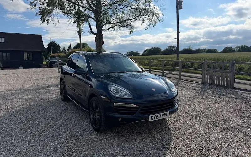 Used Porsche Cayenne 379 HP (278 kW) 2010 SUV