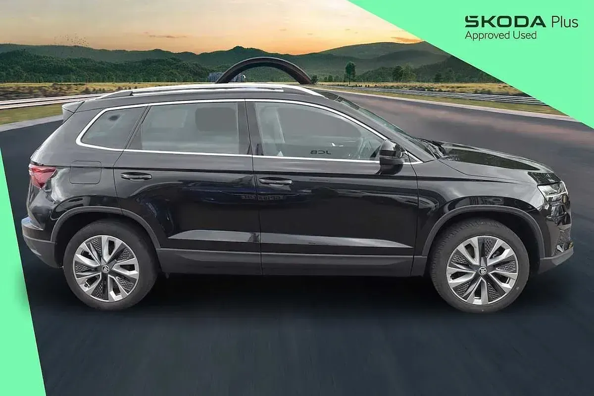 Used Skoda Karoq SE L 150 HP (110 kW) 2023 Black magic pearl effect SUV