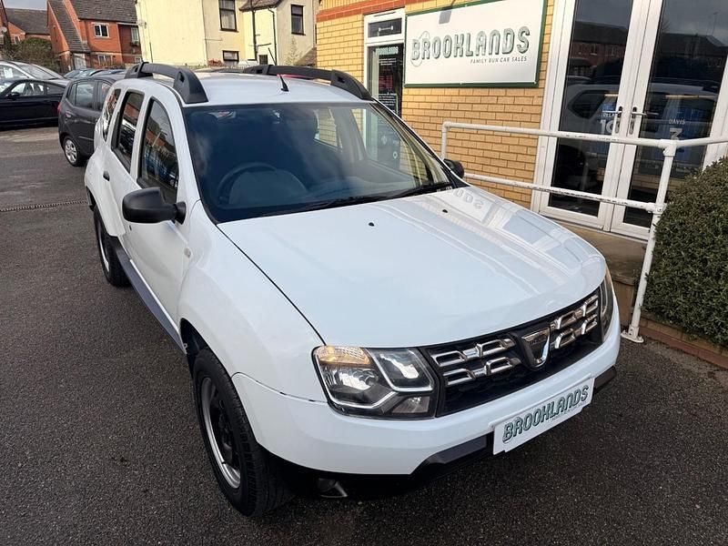 White Used 2017 Dacia Duster Acces Hatchback | £4,995 (Super price) - Image 1/4