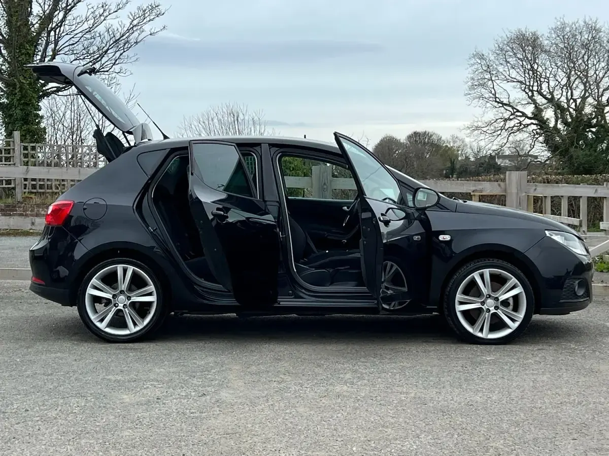 Used Seat Ibiza 105 HP (77 kW) 2011 Black Hatchback