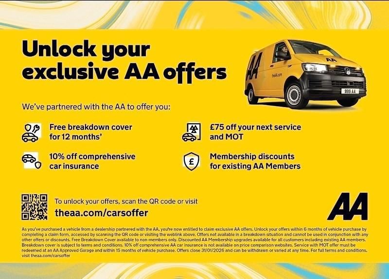 Used Vauxhall Astra SRi 136 HP (100 kW) 2017 White Hatchback