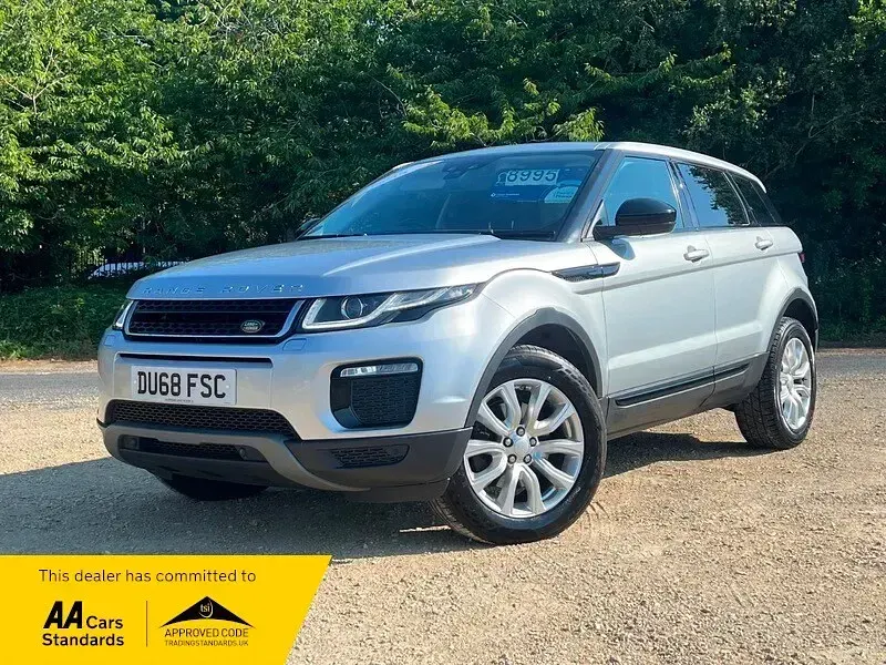 Used Land Rover Range Rover evoque SE 2018 Silver Estate