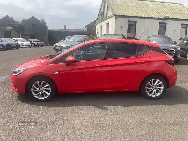 Used Vauxhall Astra Business Edition 103 HP (75 kW) 2020 Red Hatchback
