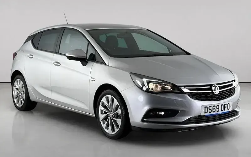 Used Vauxhall Astra 125 HP (91 kW) 2019 Hatchback