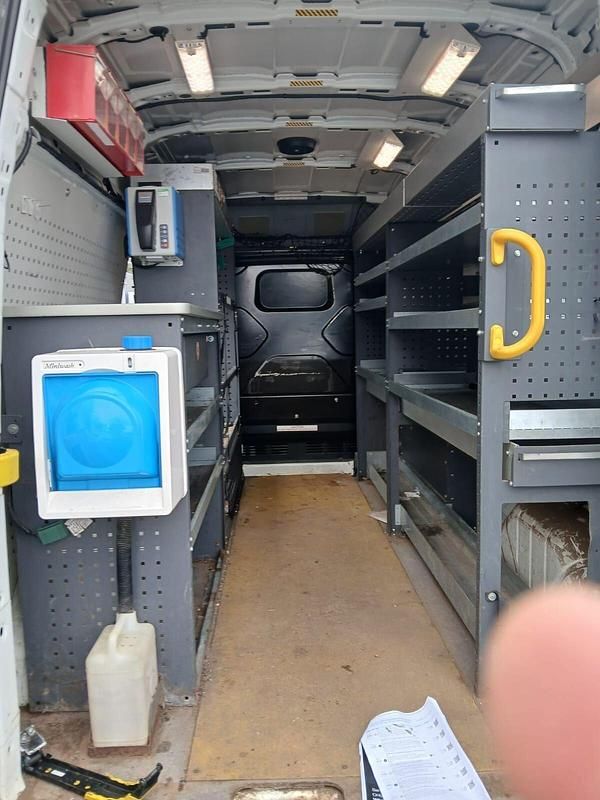 Used Ford Transit Custom 100 HP (73 kW) 2014 White Van