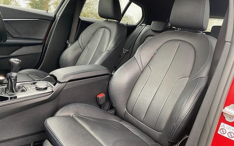 Used BMW 118 M Sport 140 HP (102 kW) 2020 Red Hatchback