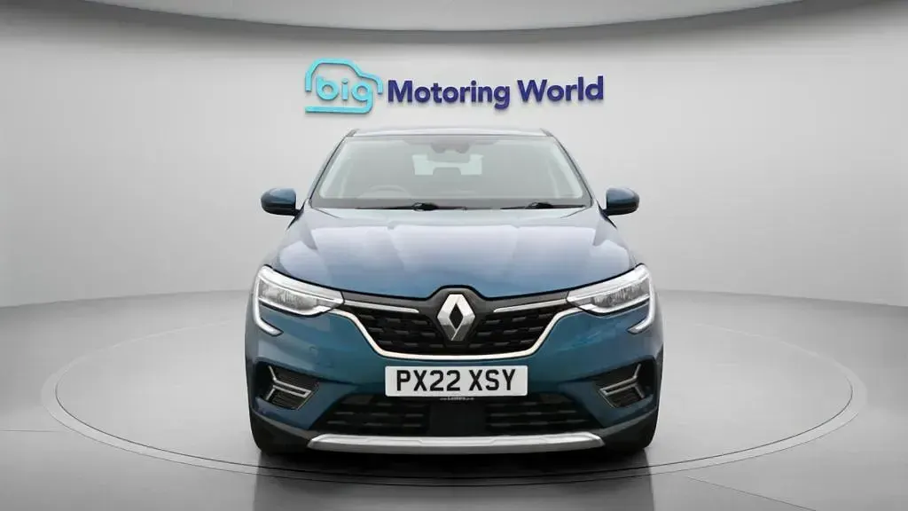 Used Renault Arkana Version S 140 HP (102 kW) 2022 Blue SUV