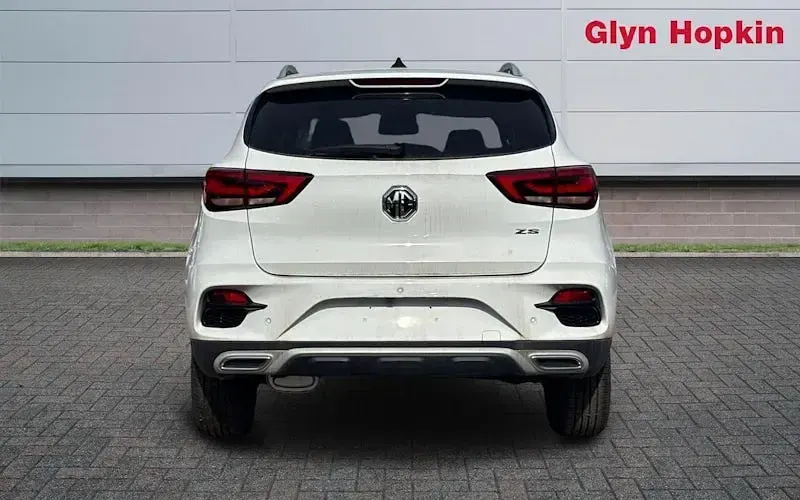 Used MG ZS Exclusive 106 HP (77 kW) 2024 SUV
