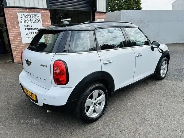 Used Mini Cooper 122 HP (89 kW) 2015 White Hatchback