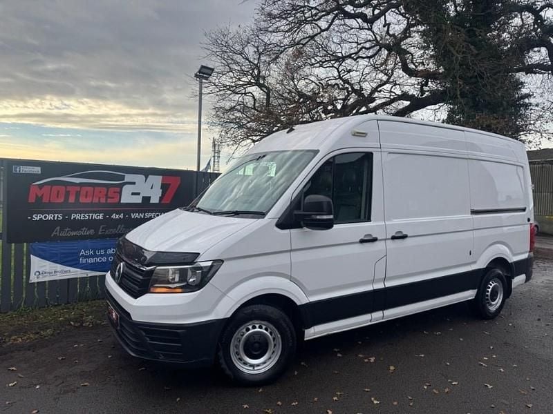 White Used 2018 VW Crafter Trendline Van | £9,995 (Fair price) - Image 1/3