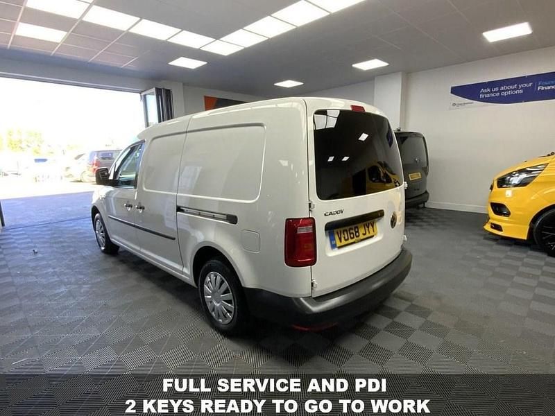 Begagnad VW Caddy Startline 2018 Vit Minibuss