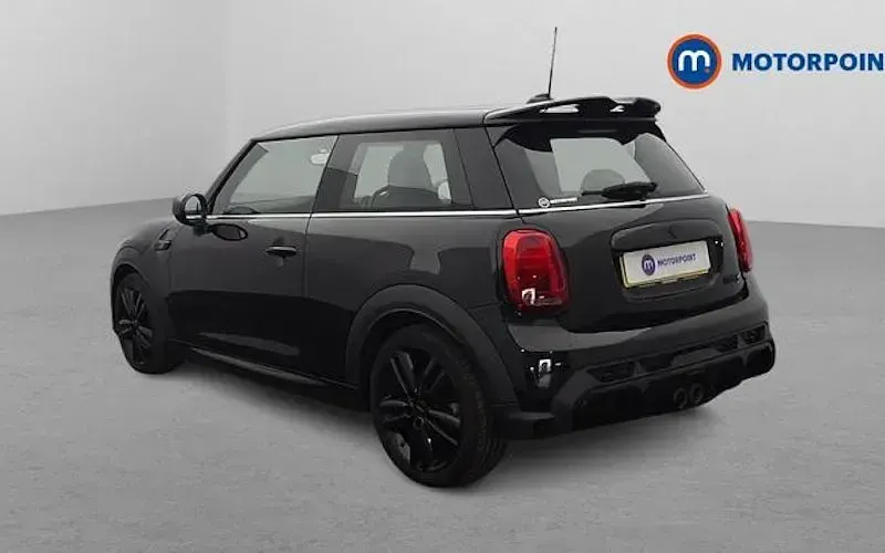 Used Mini Cooper S Hatch 178 HP (130 kW) 2022 Black Hatchback