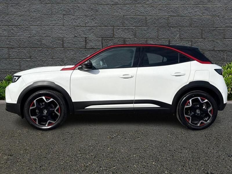 White Used 2021 Vauxhall Mokka SRi SUV | £15,395 (Fair price) - Image 1/4