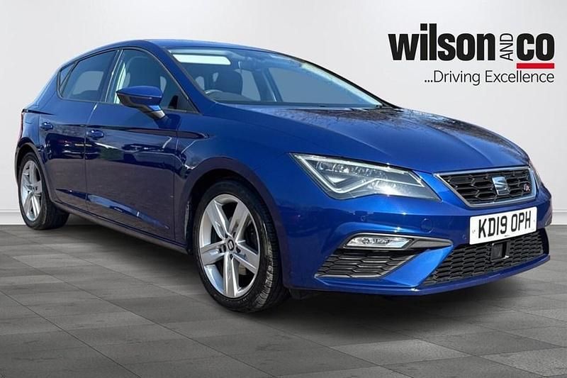 Used Seat Leon FR 130 HP (95 kW) 2019 Blue Hatchback