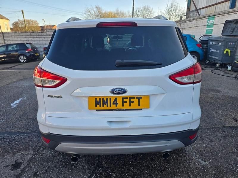 Used Ford Kuga Zetec 163 HP (119 kW) 2014 White SUV