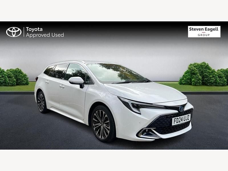 White Used 2024 Toyota Corolla Design Estate | £27,392 - Image 1/3