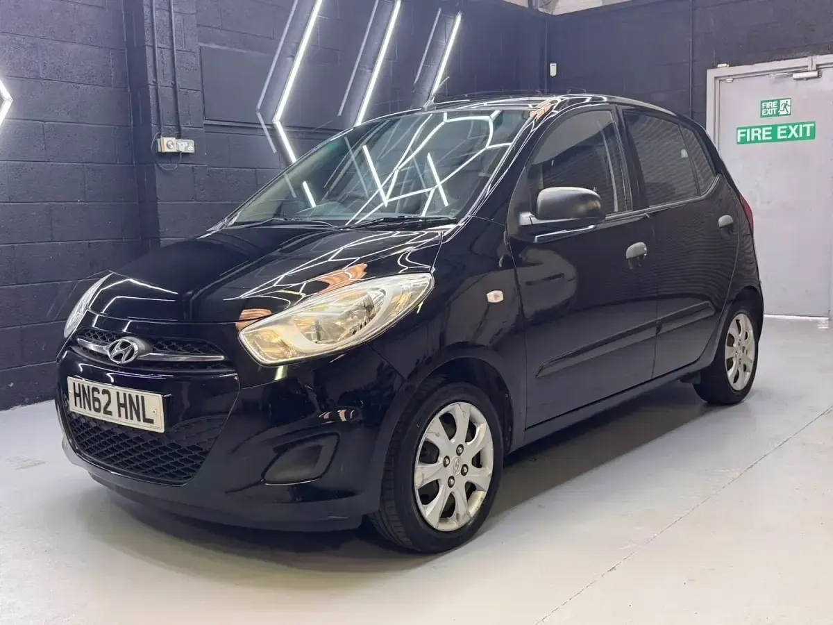 Used Hyundai i10 Classic 86 HP (63 kW) 2012 Black Hatchback