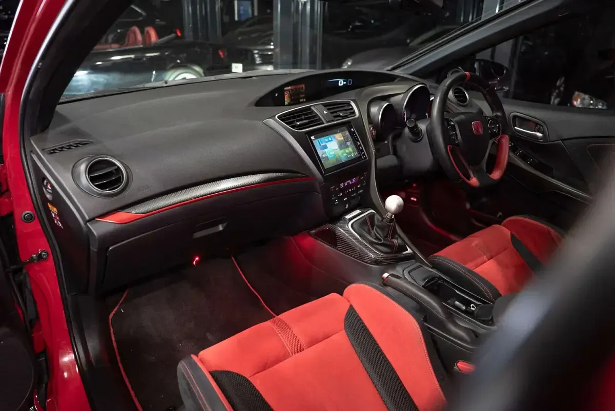 Used Honda Civic Type R GT 310 HP (228 kW) 2015 Red Hatchback