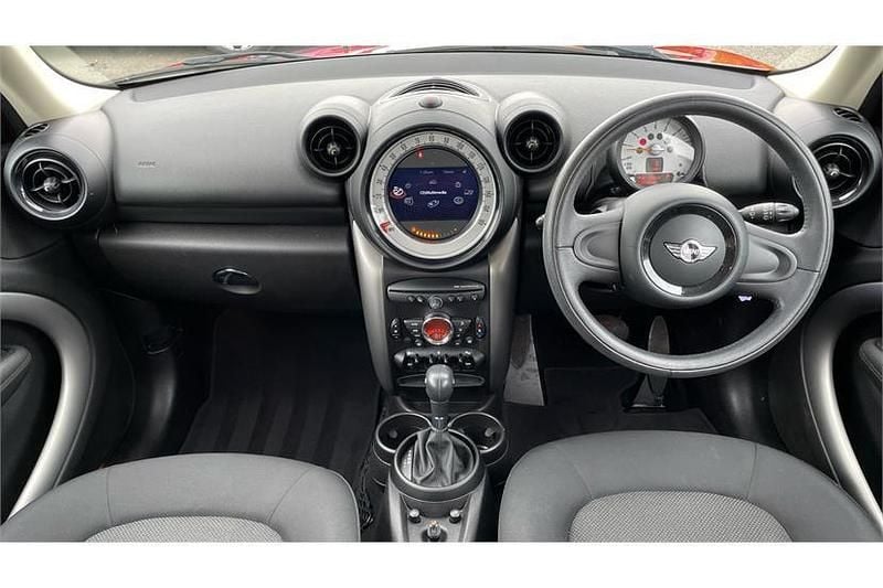 Used Mini Cooper Countryman 122 HP (89 kW) 2014 Blazing red SUV
