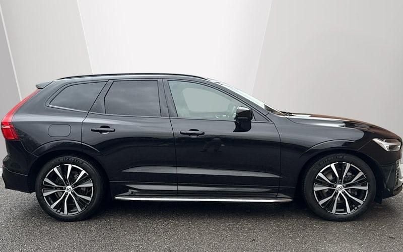 Used Volvo XC60 Ultimate 250 HP (183 kW) 2023 Black SUV