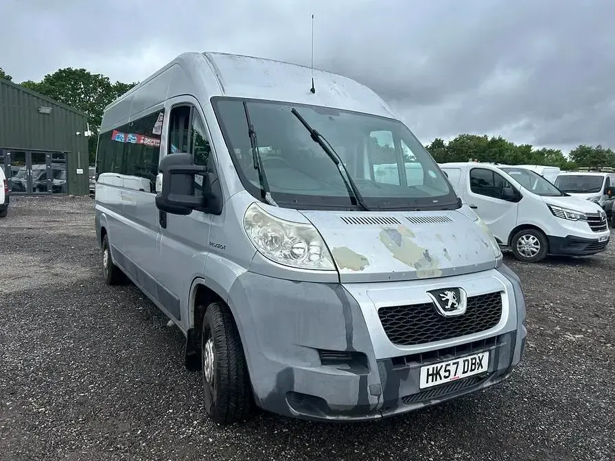 Used Peugeot Boxer 120 HP (88 kW) 2008 Silver Van