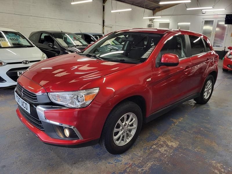 Used Mitsubishi ASX 115 HP (84 kW) 2017 Red SUV