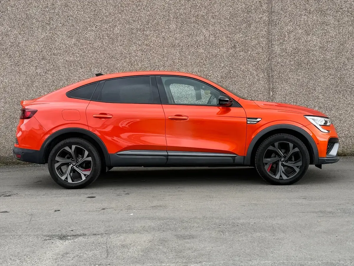 Used Renault Arkana R.S. 2023 Orange SUV