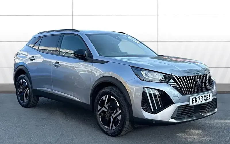 Used Peugeot 2008 Allure 131 HP (96 kW) 2023 SUV
