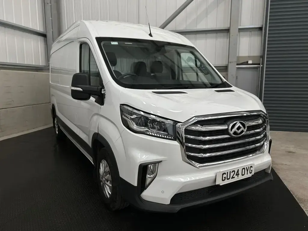 Used Maxus V90 163 HP (119 kW) 2024 White Van