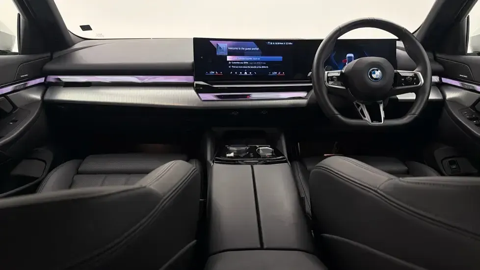Used BMW i5 M Sport 250 kW (340 HP) 2024 White Sedan