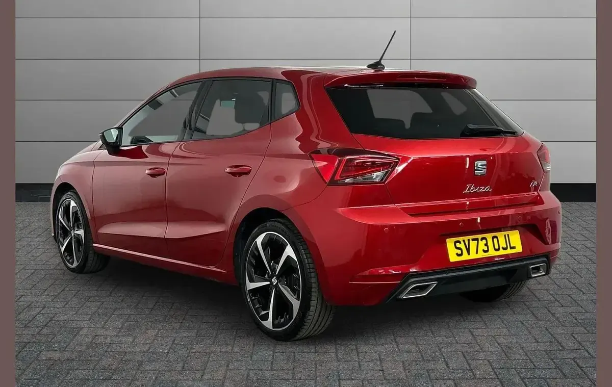 Used Seat Ibiza FR Sport 79 HP (58 kW) 2023 Red Hatchback