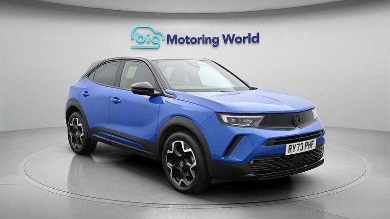 Second-hand Vauxhall Mokka Ultimate 130 CP (95 kW) 2023 Albastru SUV
