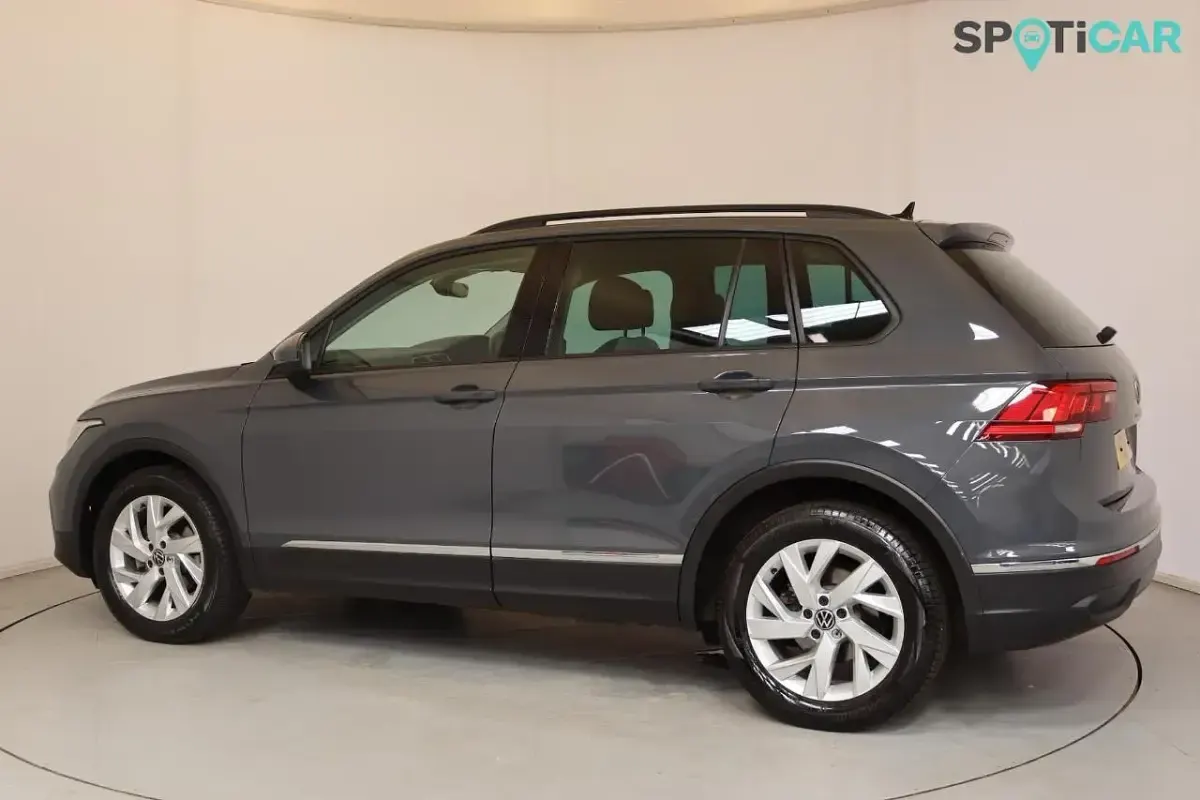 Used VW Tiguan S 148 HP (108 kW) 2022 Grey SUV