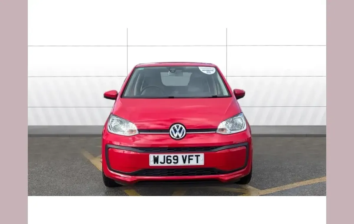 Used VW up! Edition 60 HP (44 kW) 2019 Red Hatchback