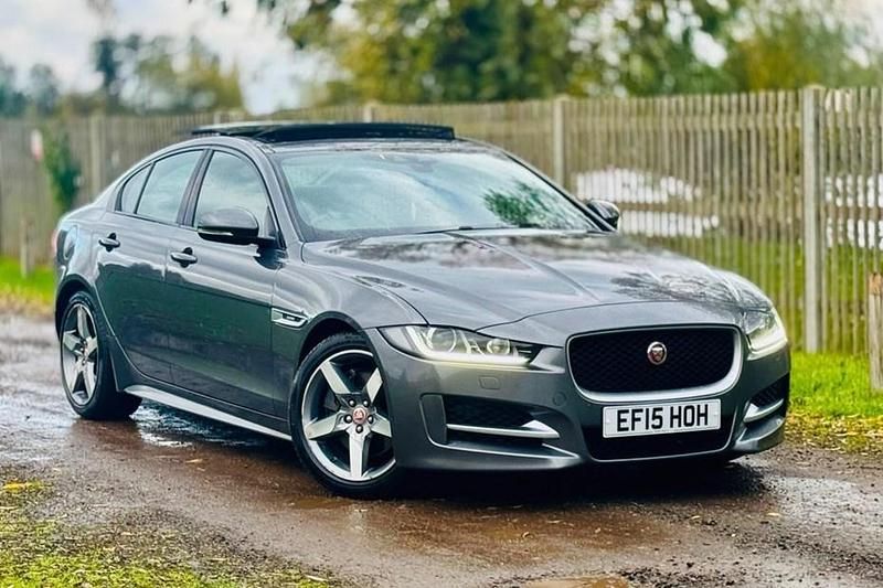 Used Jaguar XE R-Sport 240 HP (176 kW) 2015 Grey Sedan