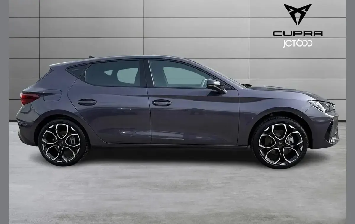 New Cupra Leon 200 HP (147 kW) 2026 Other Hatchback