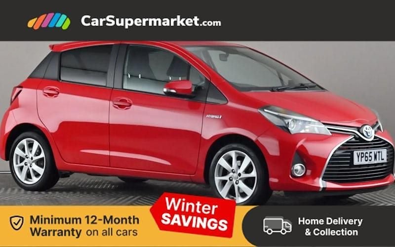 Red Used 2015 Toyota Yaris Hybrid Sport Hatchback | £9,997 (Fair price) - Image 1/3