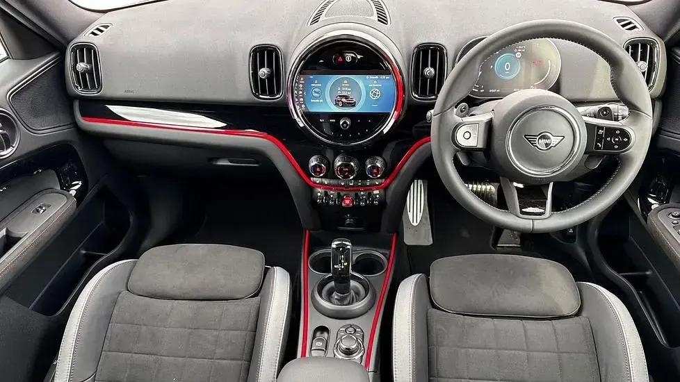 Used Mini John Cooper Works Countryman 302 HP (222 kW) 2024 Green SUV