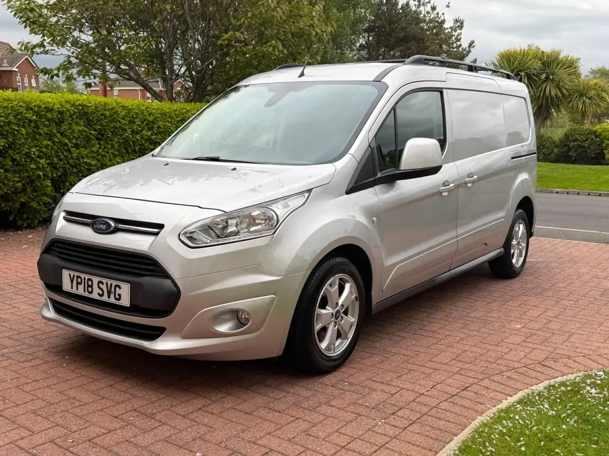 Used Ford Transit Connect Limited 120 HP (88 kW) 2018 Silver MPV