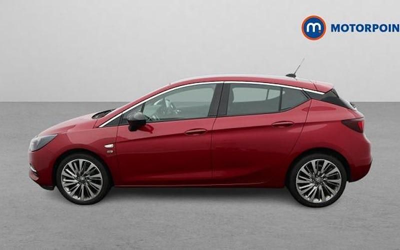 Used Vauxhall Astra Edition 145 HP (106 kW) 2021 Red Hatchback