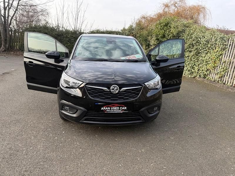 Used Vauxhall Crossland X 2019 Black SUV