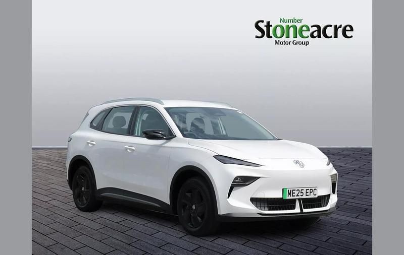 White New 2025 MG MG5 EV SE Estate | £23,995 - Image 1/2