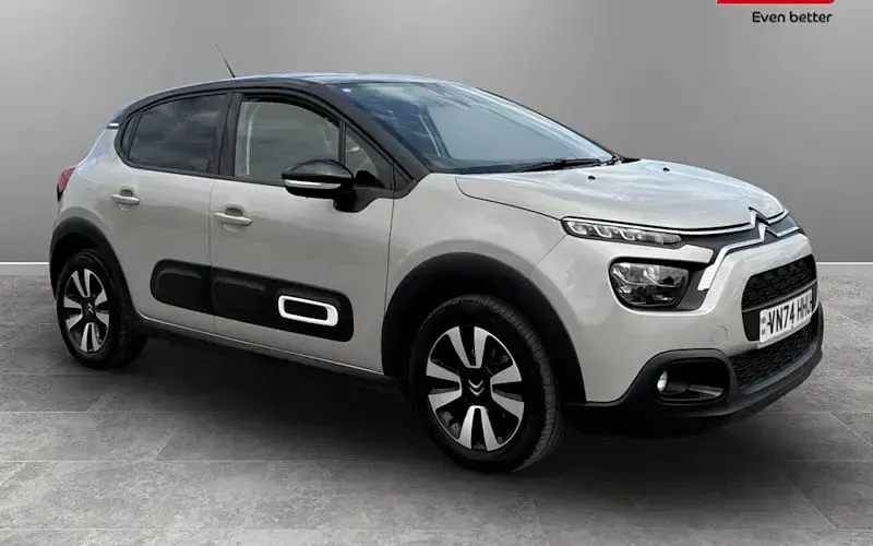 Used Citroën C3 PureTech 110 HP (80 kW) 2024 Hatchback