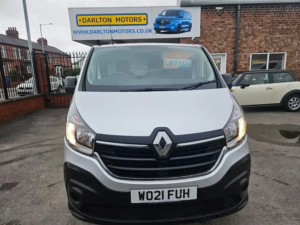 Usado Renault Trafic Business 2021 Prateado Monovolume