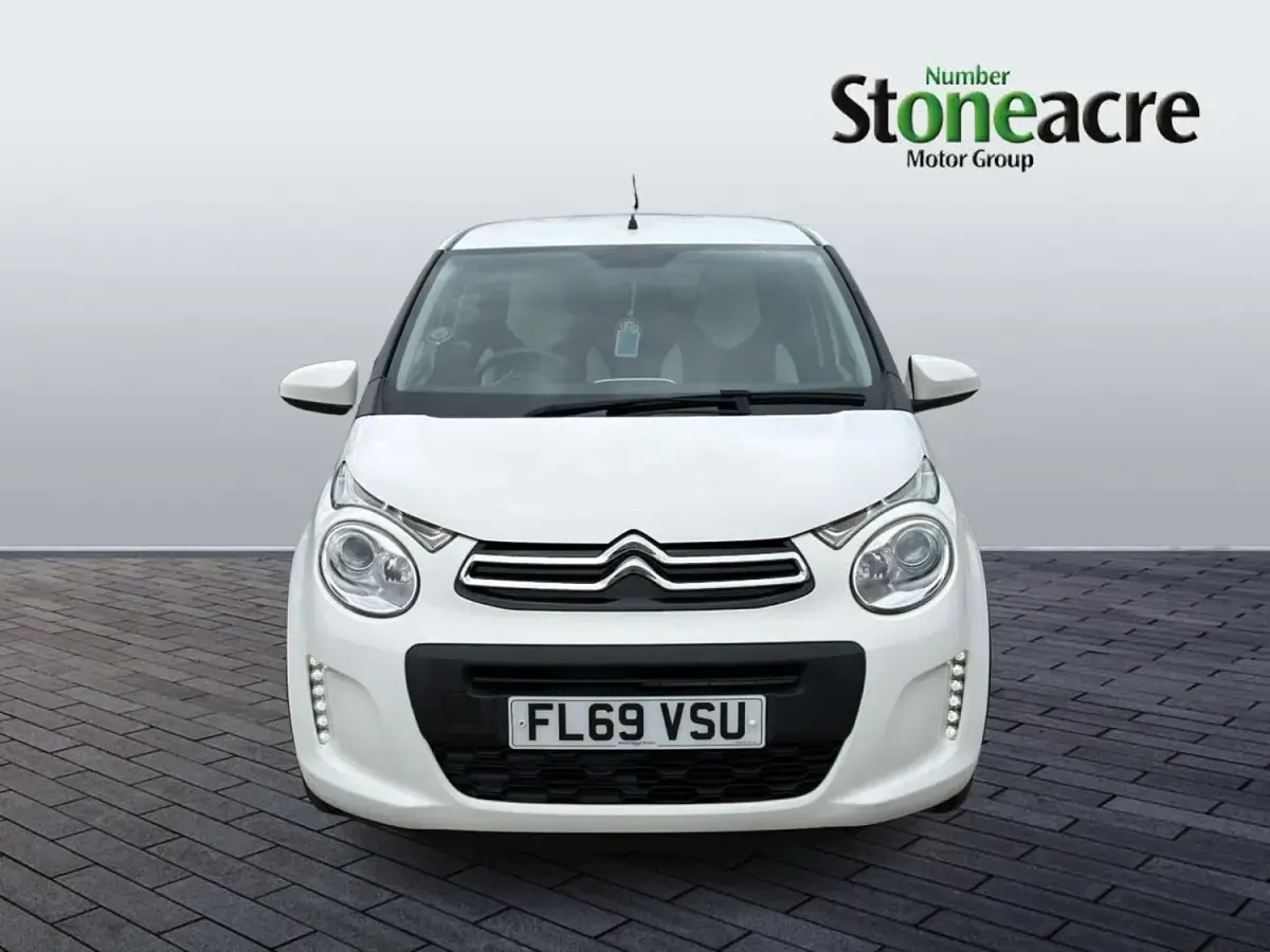 Used Citroën C1 72 HP (52 kW) 2020 White Hatchback